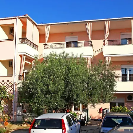 Filomeni Guest house Pefkochori